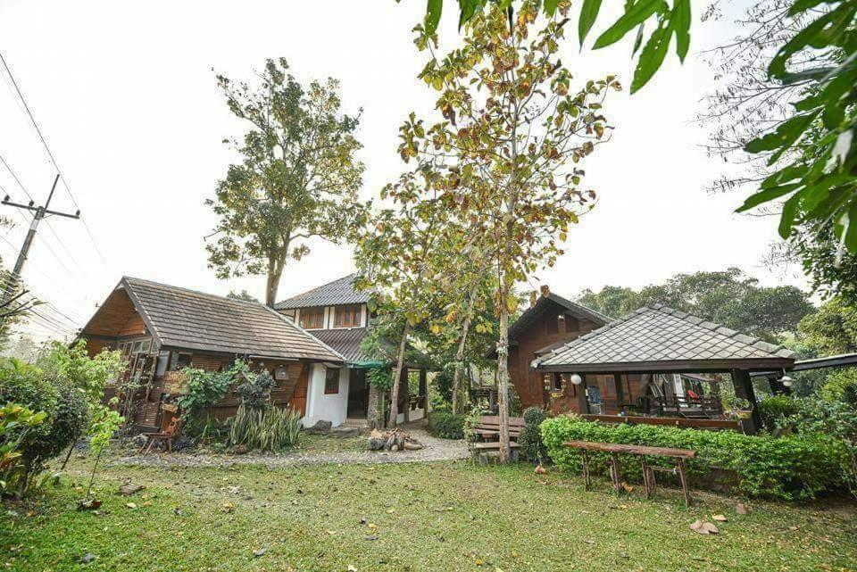 จำค่า ชาเลท์ บ้านพักสวนเกษตร Lampang Exterior foto
