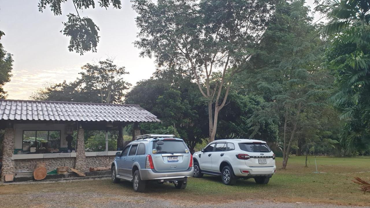 จำค่า ชาเลท์ บ้านพักสวนเกษตร Lampang Exterior foto